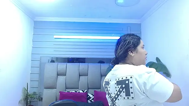 evelin zaens online show from April 25, 4:04 am