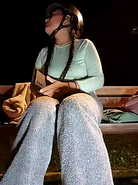 bellapaty online show from October 8, 7:11 pm