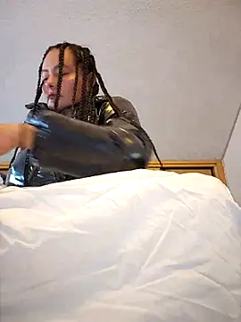 bellapaty online show from November 14, 8:24 am