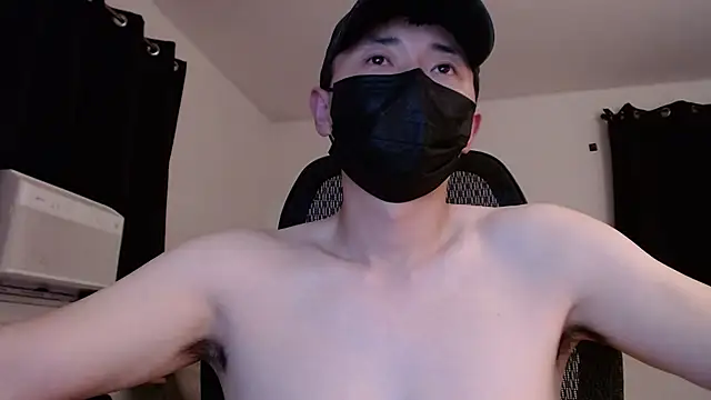 Snapshot of twbobo00715 chatting on October 13, 10:43 pm twbobo00715 online show from October 13, 10:43 pm