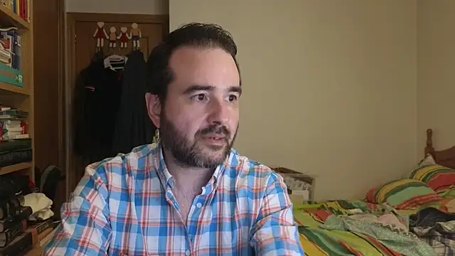 curiosillo83 online show from June 4, 3:29 pm
