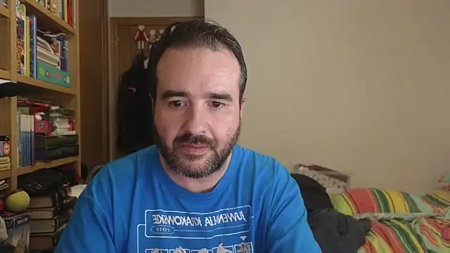 curiosillo83 online show from June 6, 11:09 pm