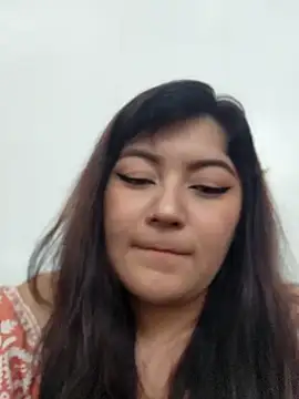 Sakura 0505 online show from January 11, 9:15 pm