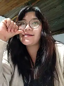 Sakura 0505 online show from January 19, 11:00 pm