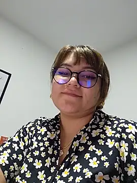 Sakura 0505 online show from October 2, 10:39 pm