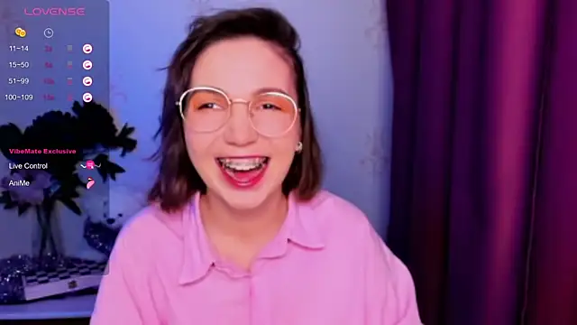 KindHazelHere  online show from December 22, 9:12 pm