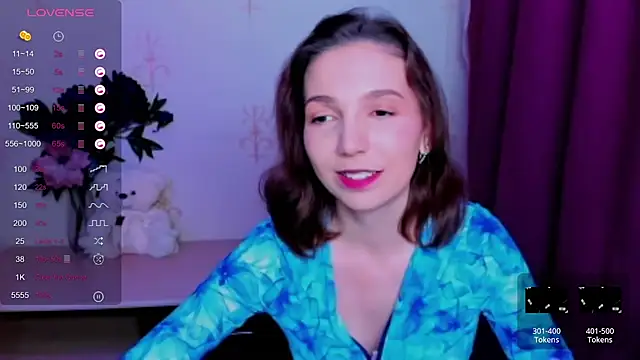 KindHazelHere  online show from June 20, 4:26 am