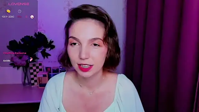 KindHazelHere  online show from July 28, 3:35 am