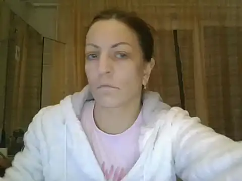 Snapshot of ShawnaAdams chatting on February 5, 7:42 pm ShawnaAdams online show from February 5, 7:42 pm