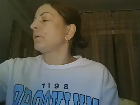 Snapshot of ShawnaAdams chatting on February 28, 4:53 pm ShawnaAdams online show from February 28, 4:53 pm
