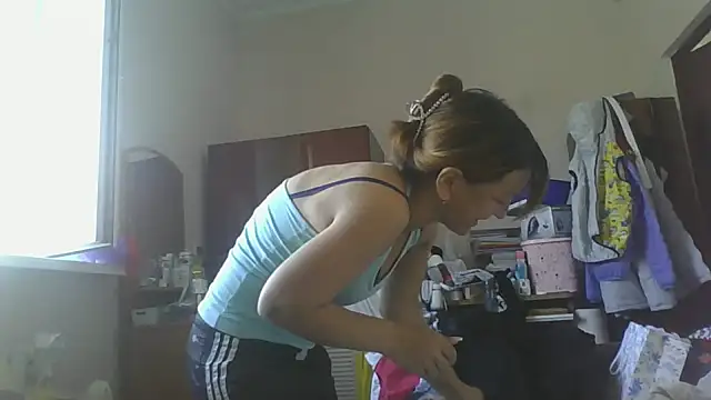 Snapshot of ShawnaAdams chatting on September 14, 9:41 am ShawnaAdams online show from September 14, 9:41 am