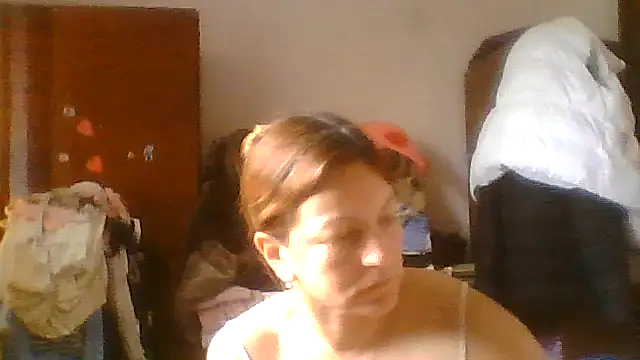Snapshot of ShawnaAdams chatting on June 7, 9:35 am ShawnaAdams online show from June 7, 9:35 am