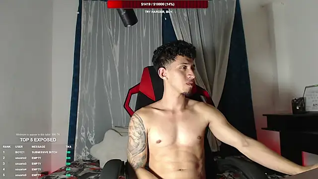 Snapshot of stevenSEX123 chatting on December 16, 4:39 am stevenSEX123 online show from December 16, 4:39 am