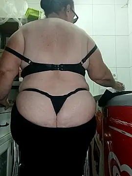 eroticjessitop online show from June 12, 9:03 pm
