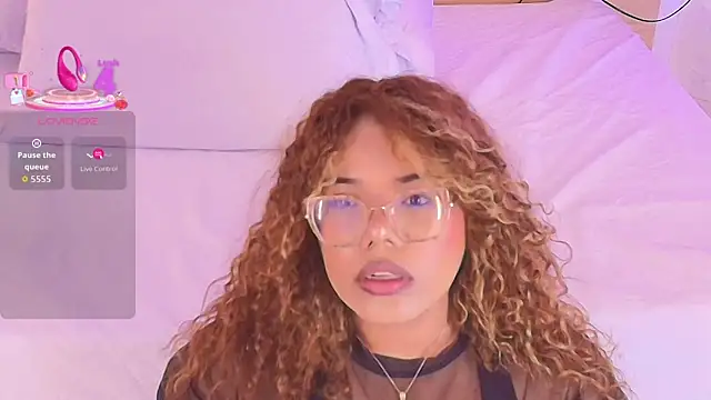  nickypurple  online show from December 22, 6:05 pm