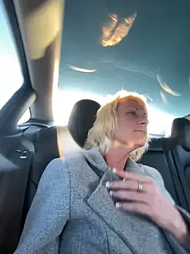 TiffaneyLove online show from March 18, 12:03 pm