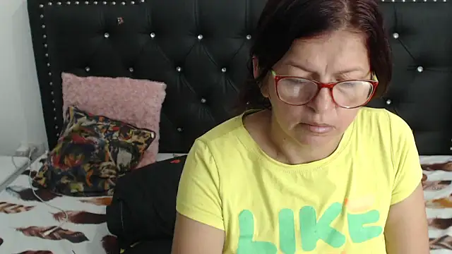 Snapshot of jellyfishhot chatting on January 19, 1:32 am jellyfishhot online show from January 19, 1:32 am