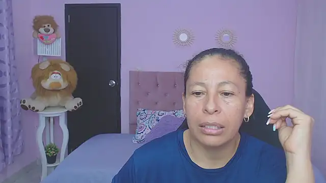 mature martina online show from February 16, 7:32 pm