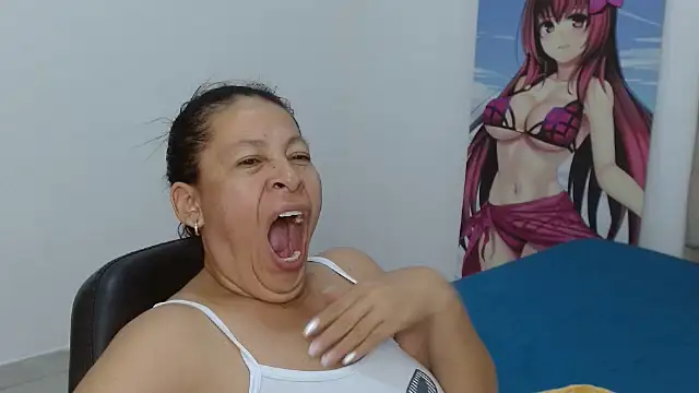 mature martina online show from March 15, 9:04 am