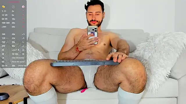 Snapshot of Mateoking__ chatting on July 12, 10:23 pm Mateoking online show from July 12, 10:23 pm