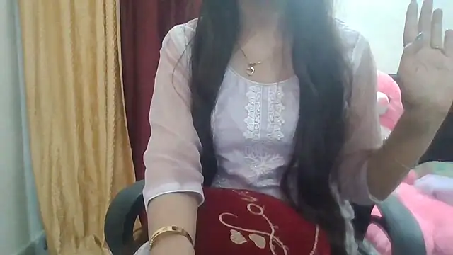 Snapshot of Sexy_iknoor chatting on May 19, 5:25 am Sexy iknoor online show from May 19, 5:25 am