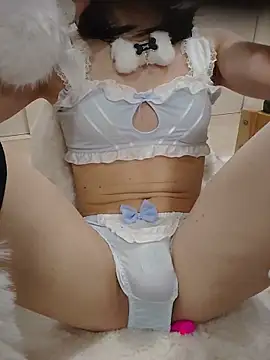 Snapshot of fur_love0 chatting on August 6, 1:24 pm fur love0 online show from August 6, 1:24 pm