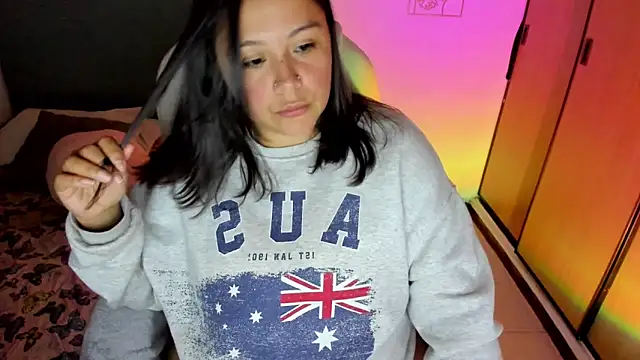 Snapshot of bigbooty-30 chatting on November 19, 11:38 pm bigbooty-30 online show from November 19, 11:38 pm