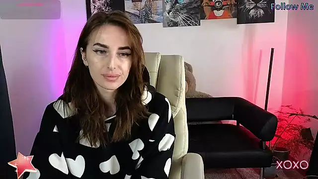 xx adrihanna xx online show from March 4, 5:03 pm