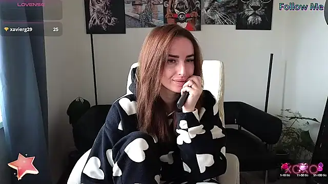 xx adrihanna xx online show from March 6, 7:14 am