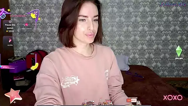 xx adrihanna xx online show from September 29, 5:01 am