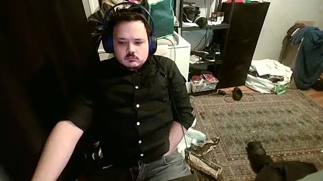 Snapshot of Bebemickey75 chatting on March 8, 5:07 am Bebemickey75 online show from March 8, 5:07 am