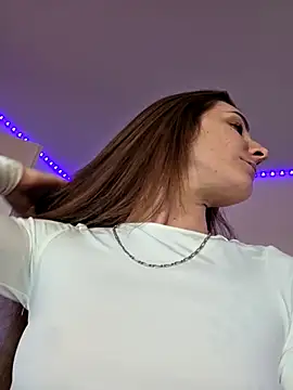 Snapshot of Ladykimberly_XOXO chatting on November 24, 3:01 pm Ladykimberly XOXO online show from November 24, 3:01 pm