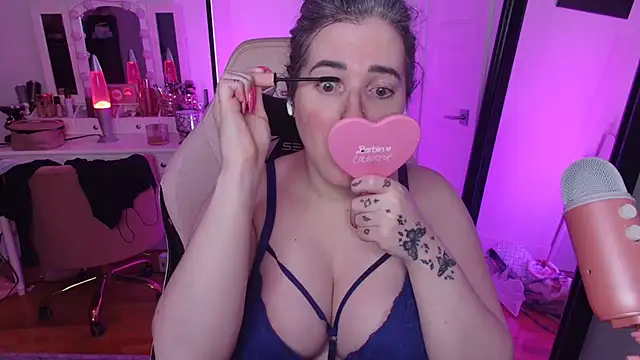 rachelbrooksxx online show from August 2, 6:06 pm