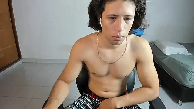 Snapshot of imtonny19 chatting on November 20, 3:34 pm imtonny19 online show from November 20, 3:34 pm