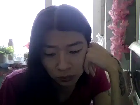 CarlyJoy online show from October 22, 10:15 am