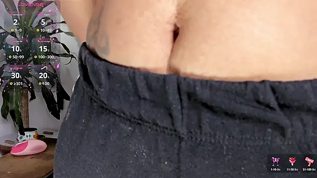 Snapshot of im_amber chatting on September 10, 1:22 pm im amber online show from September 10, 1:22 pm