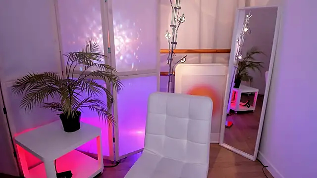 Mira  Blush online show from February 24, 8:36 pm