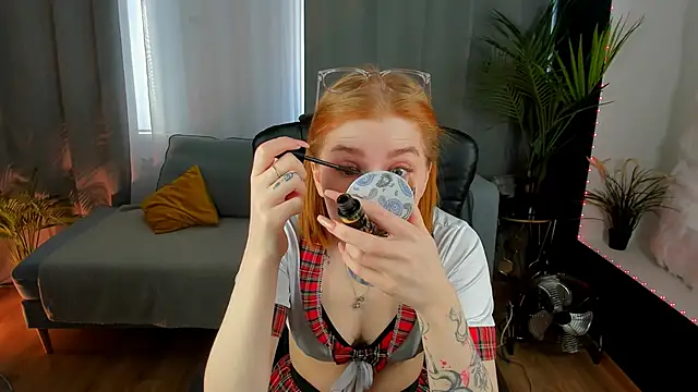 Mira  Blush online show from March 21, 1:34 pm