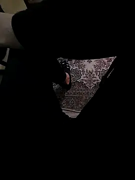 Snapshot of ikarus07 chatting on January 6, 10:37 pm ikarus07 online show from January 6, 10:37 pm