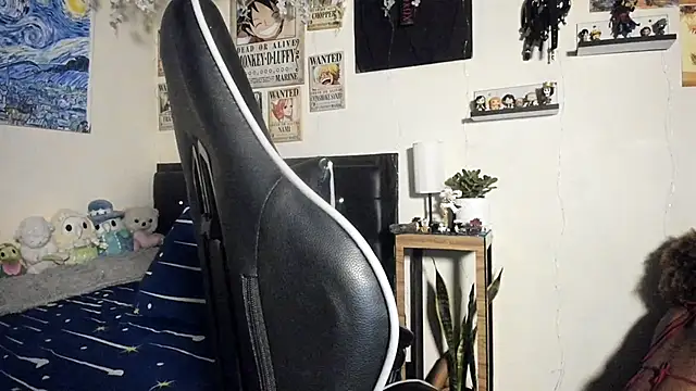 Snapshot of Cristal_Jonas@xh chatting on October 19, 5:19 am Cristal Jonasxh online show from October 19, 5:19 am