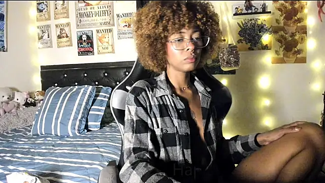 Snapshot of Cristal_Jonas@xh chatting on January 11, 2:49 am Cristal Jonasxh online show from January 11, 2:49 am