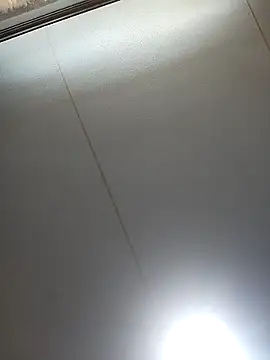 Snapshot of Bi_curious86 chatting on February 4, 4:35 pm Bi curious86 online show from February 4, 4:35 pm