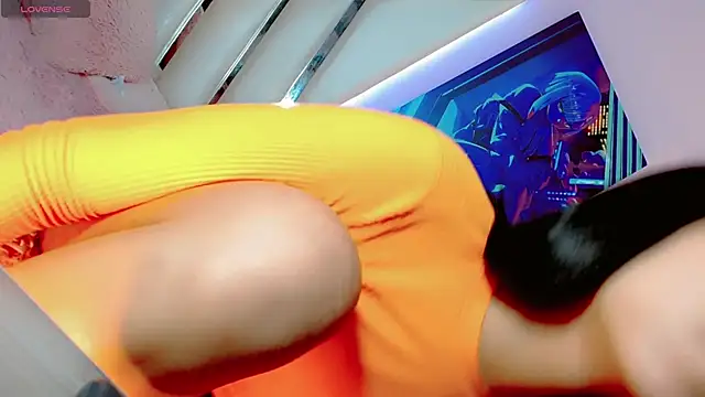 Hannahsmit online show from January 9, 4:52 am