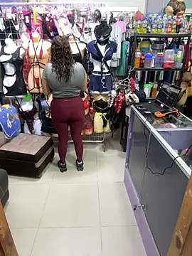 ROSALIALUCY online show from October 7, 11:51 am