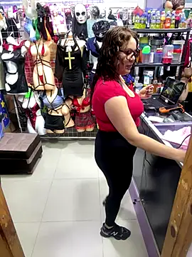 ROSALIALUCY online show from October 20, 11:43 am