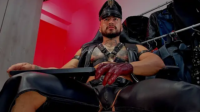 Snapshot of billyMayer_ chatting on February 3, 8:46 pm billyMayer online show from February 3, 8:46 pm