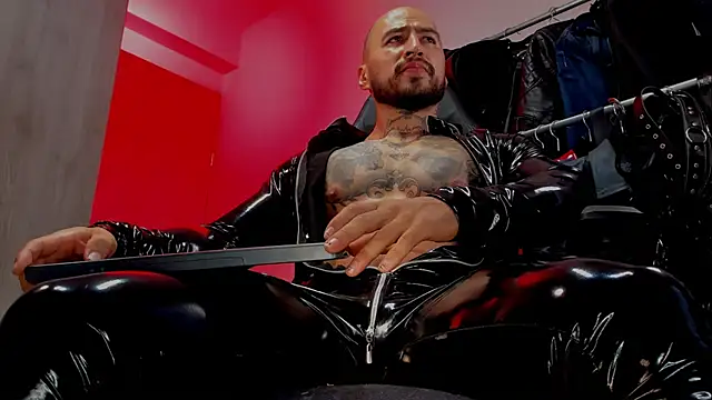 Snapshot of billyMayer_ chatting on February 4, 10:13 pm billyMayer online show from February 4, 10:13 pm