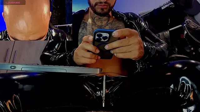 Snapshot of billyMayer_ chatting on March 21, 7:57 pm billyMayer online show from March 21, 7:57 pm