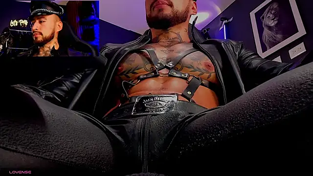 Snapshot of billyMayer_ chatting on September 29, 5:18 pm billyMayer online show from September 29, 5:18 pm