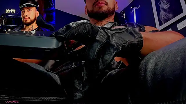 Snapshot of billyMayer_ chatting on September 30, 4:56 pm billyMayer online show from September 30, 4:56 pm